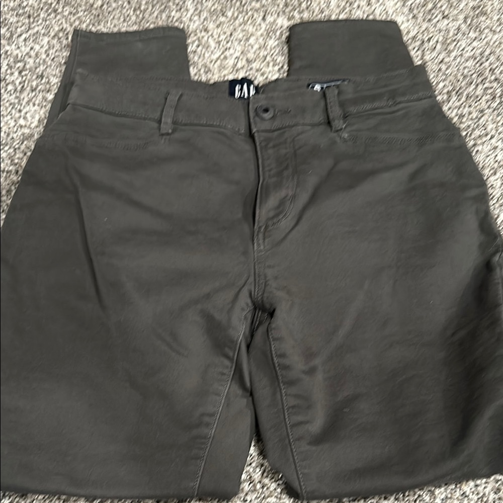 GAP Gray Ankle Cropped Jeans